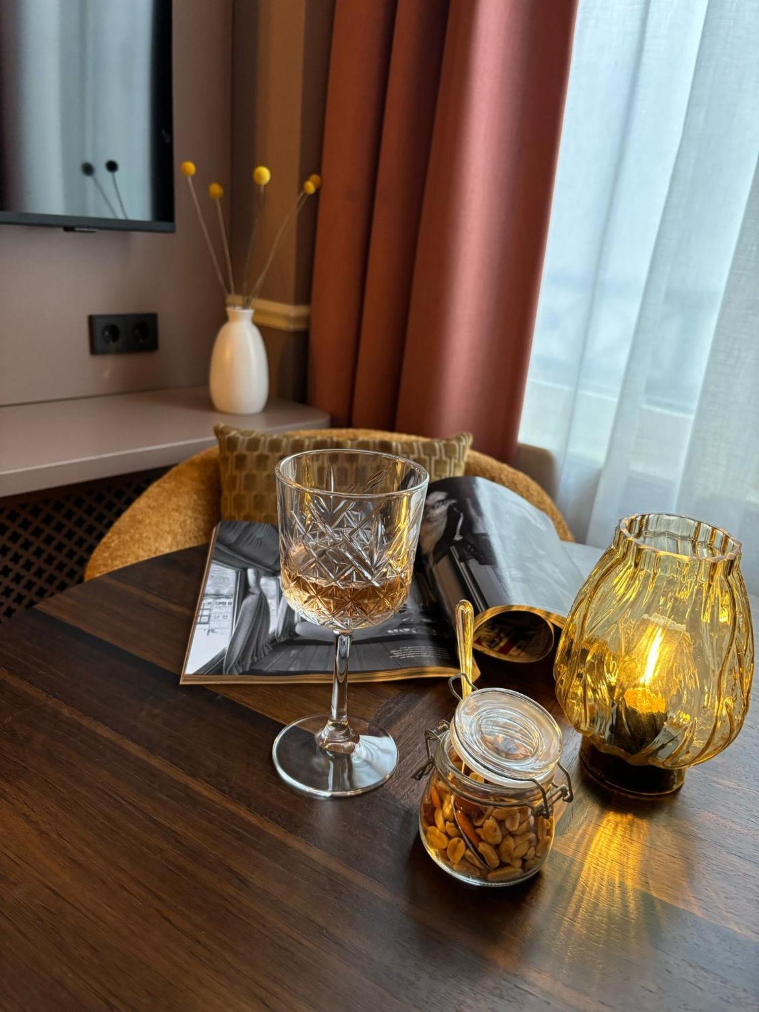 Paleis Hotel Lahey Dış mekan fotoğraf